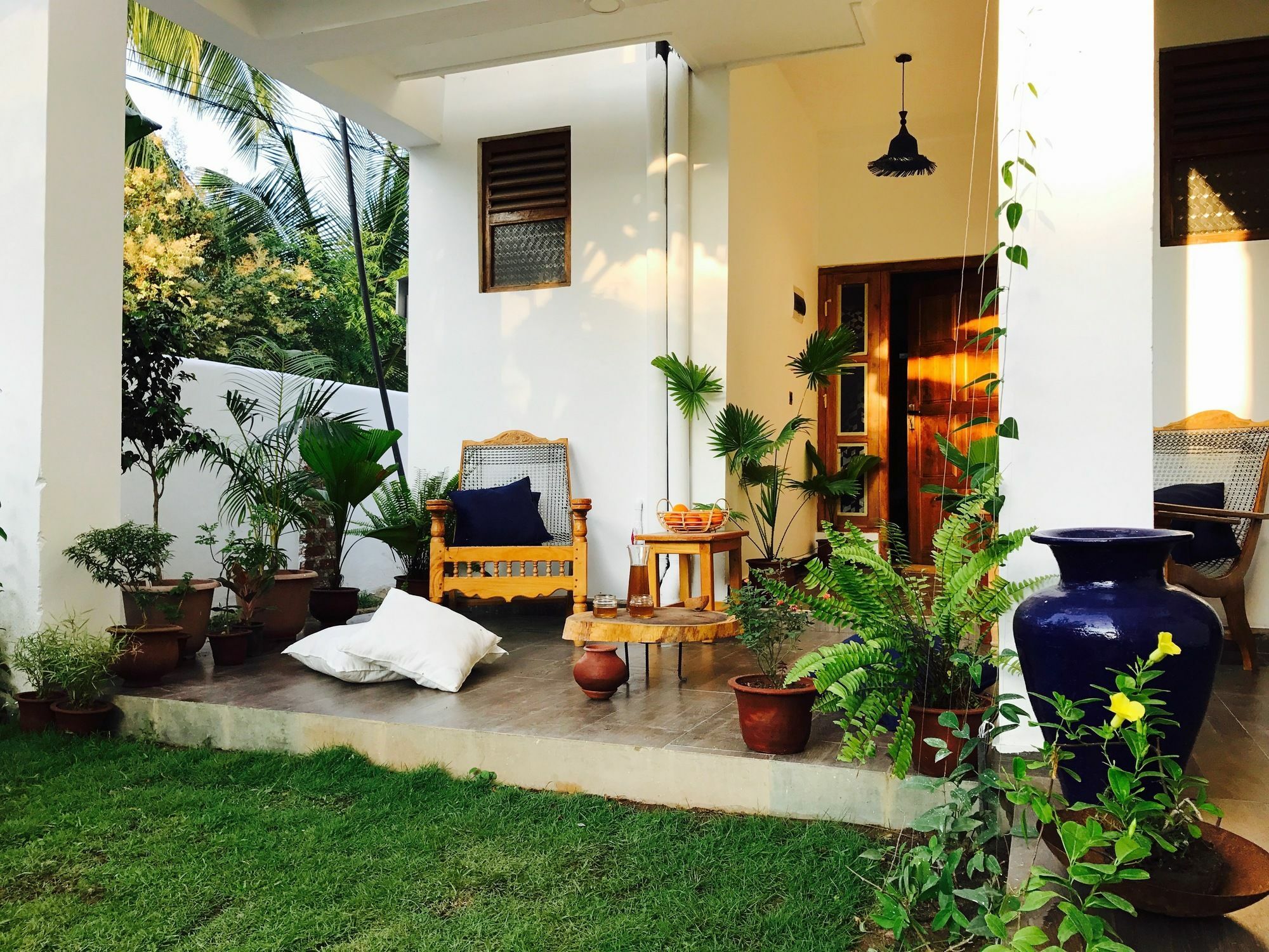 Hotel Moxy Bay Arugambay à Baie d'Arugam Extérieur photo